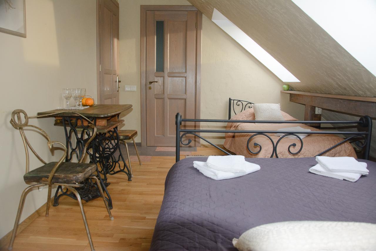 Gallery Guest Rooms كيرنافي المظهر الخارجي الصورة